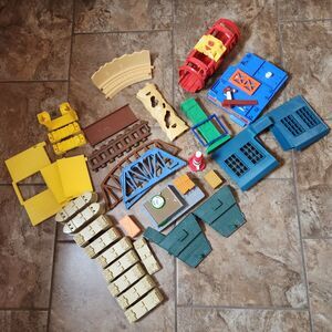 Thomas the Train Spare Parts – Gullane 2006 Assortment – HiT Toy Company